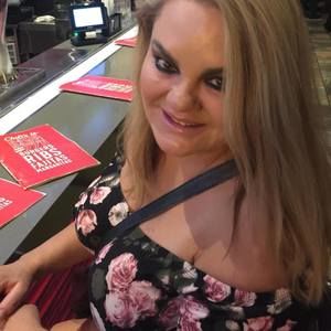 Meet your Posher, Christine